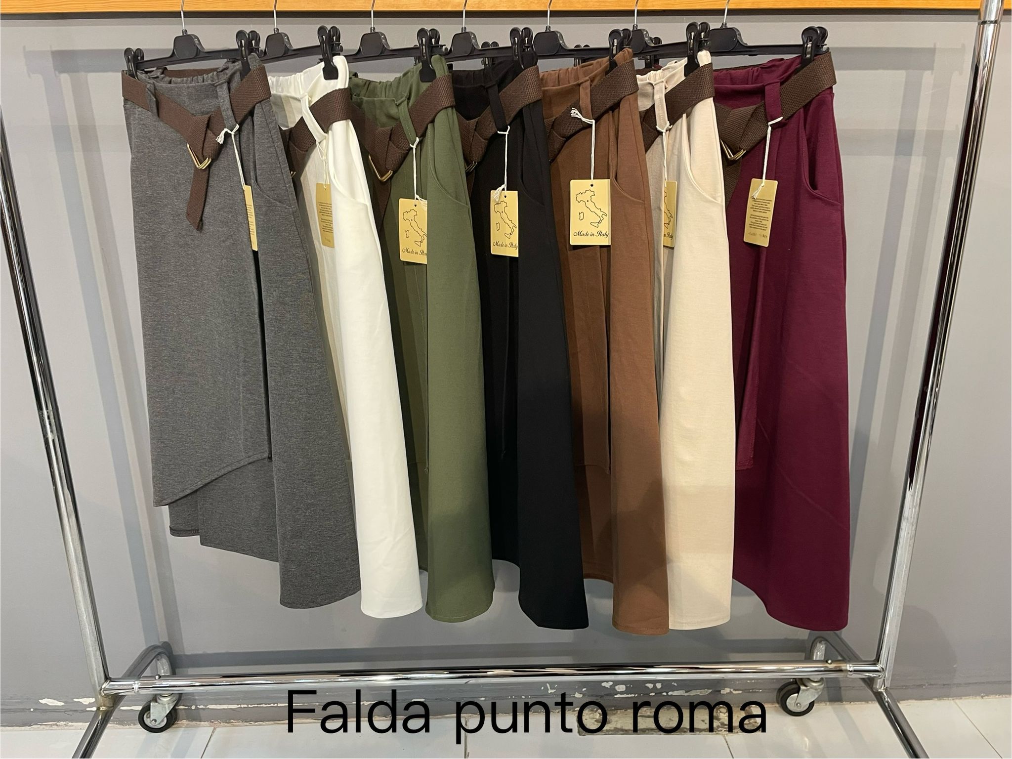 Colores faldas punto roma