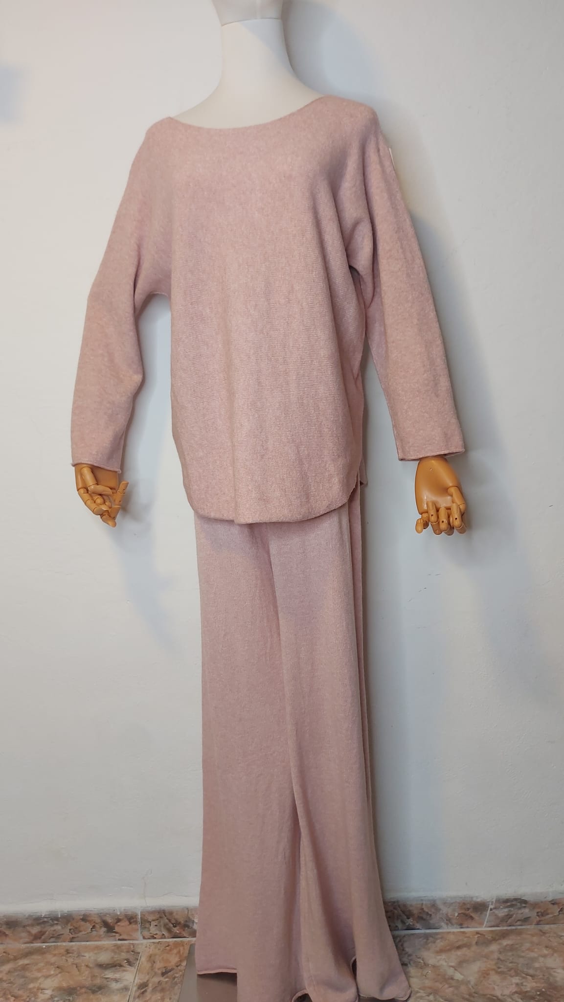 conjunto rosa pelo delantera