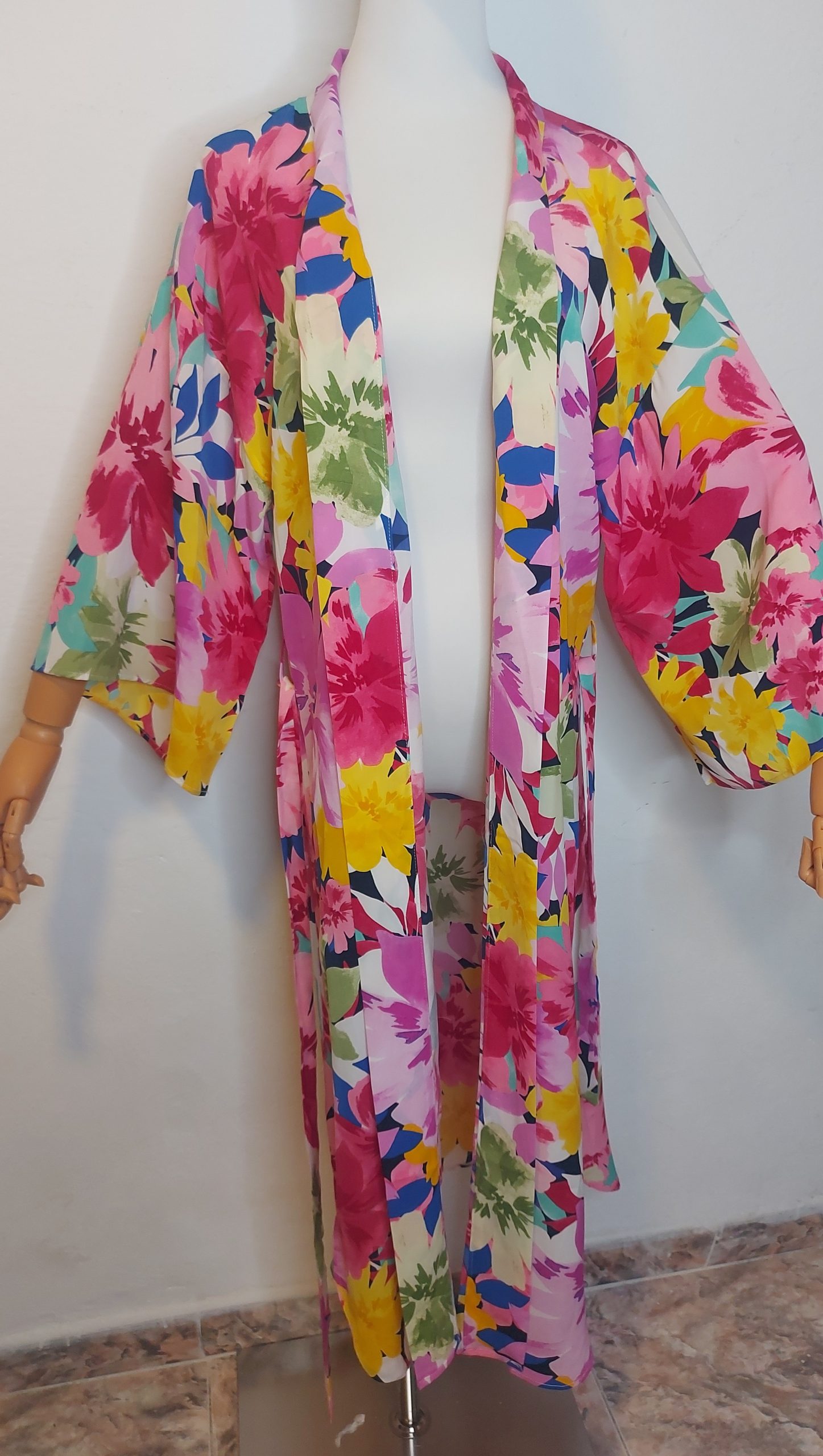 Vestido kimono floreado