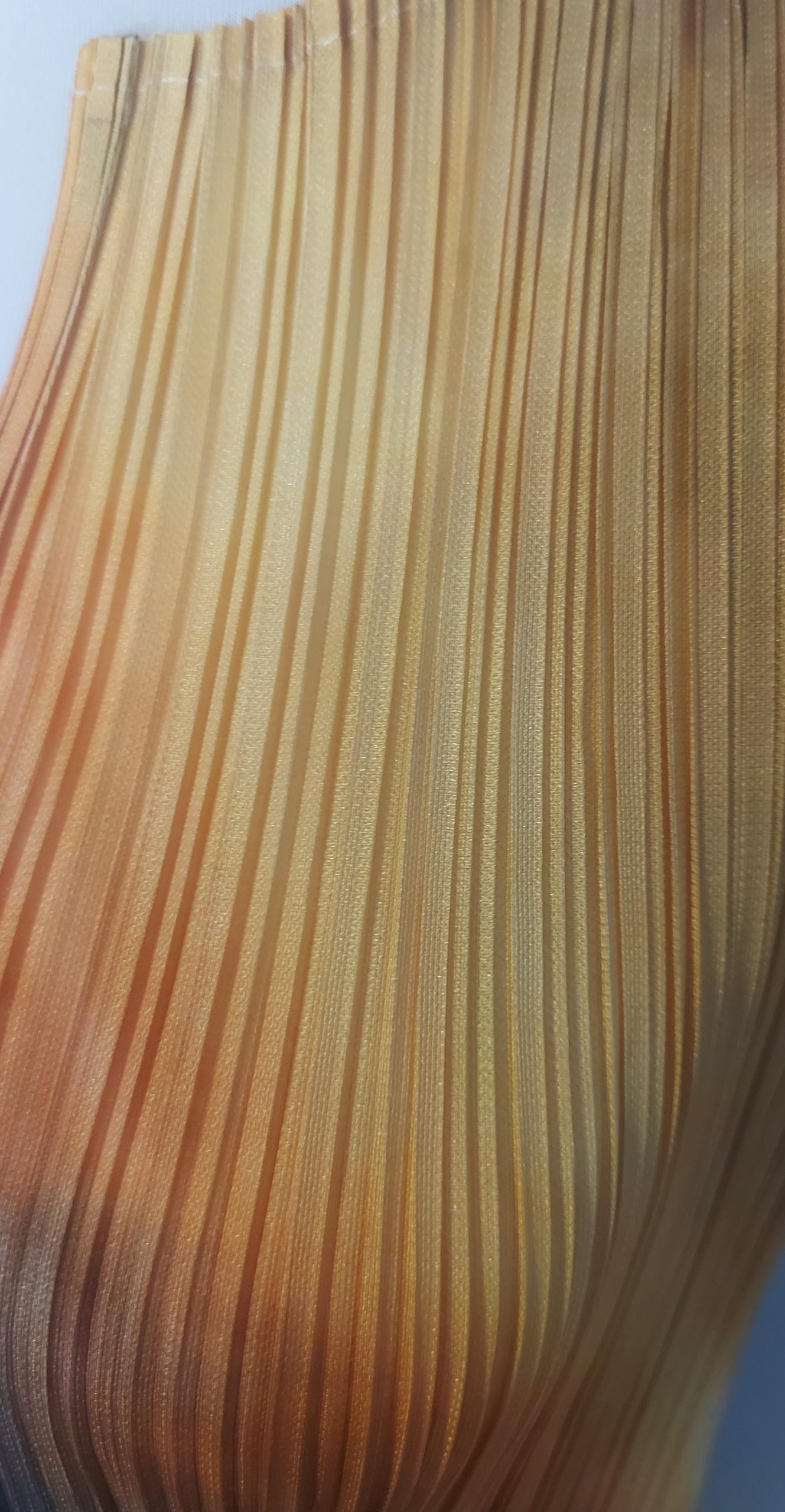 detalles vestido plisado