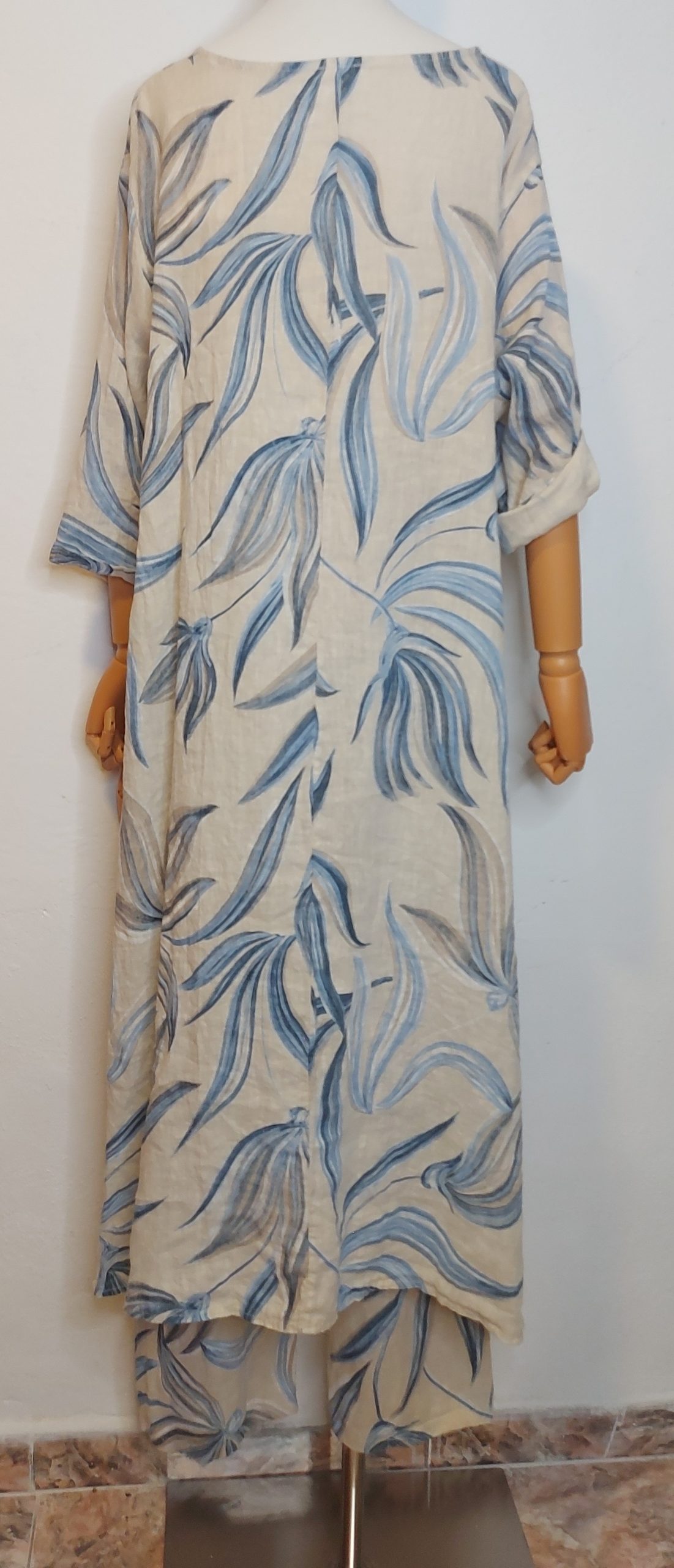 Conjunto lino hojas estampado