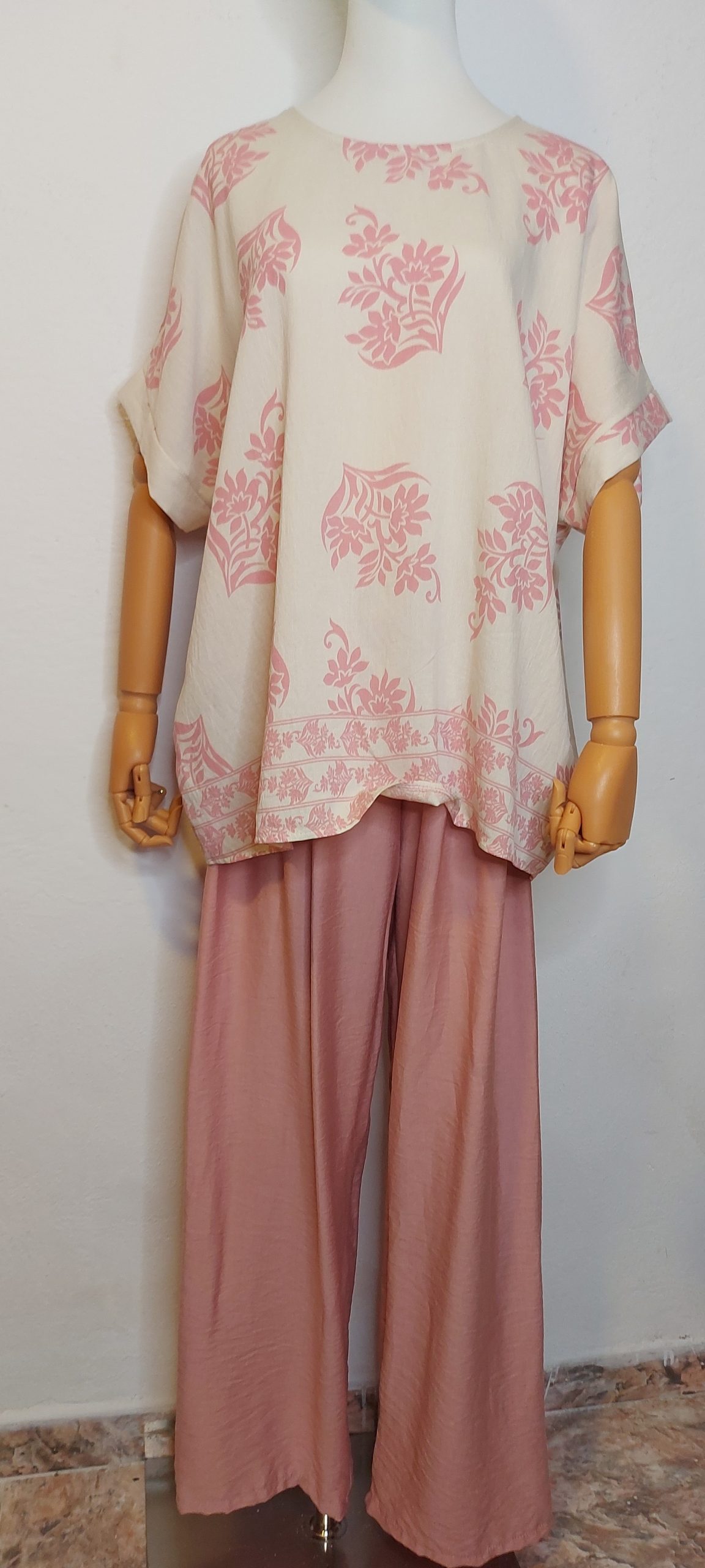 Conjunto ramas rosas