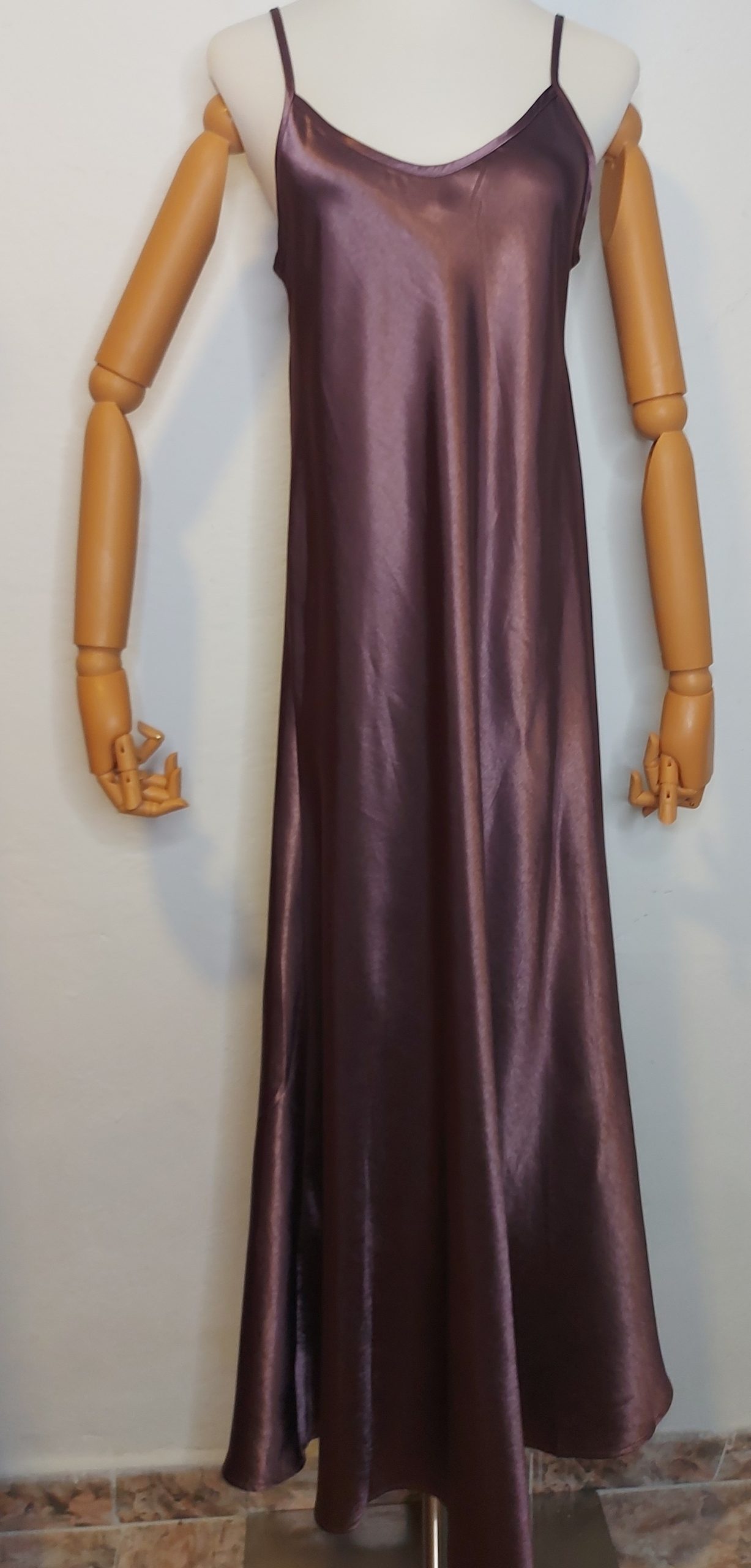 Vestido liso brillante tirantes